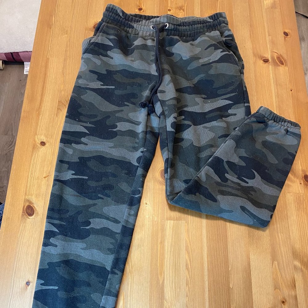 wild fable camo joggers